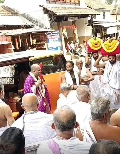 kashimath Swamiji's Visit to Karkala Temple